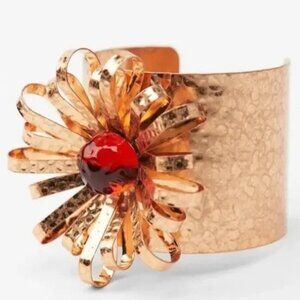 ✨ Zara Resin Flower Bracelet ✨ Nwt